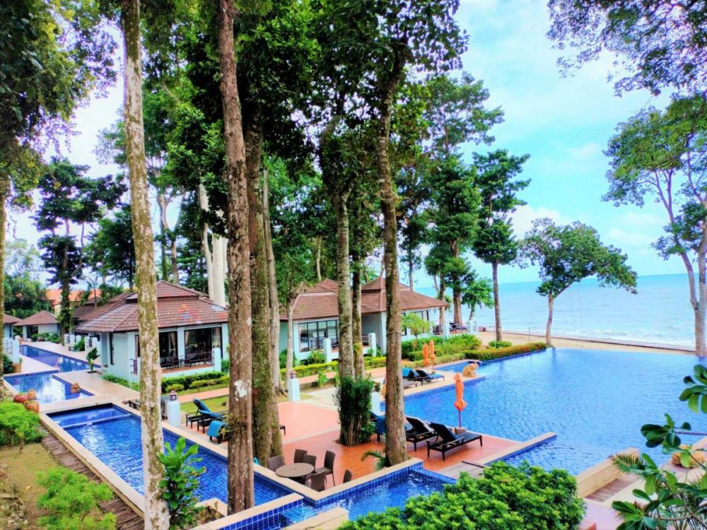 Chang Buri Resort & SPA 3*