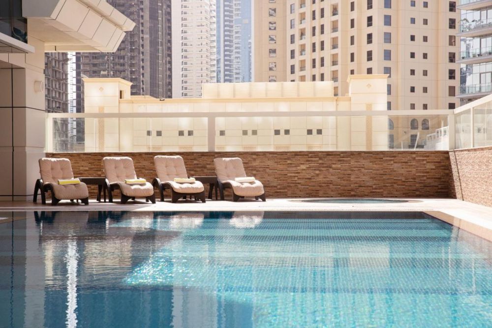 Barcelo Residences Dubai Marina 4*