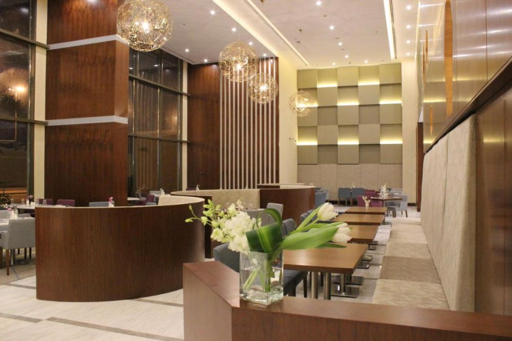 Holiday Inn Jeddah Gateway 4*