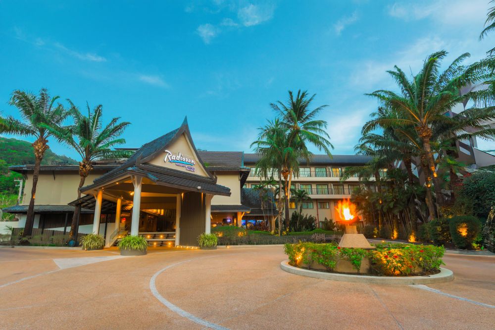 Radisson Resort & Suites Phuket (ex. Swissotel Suites Phuket Kamala Beach) 4*
