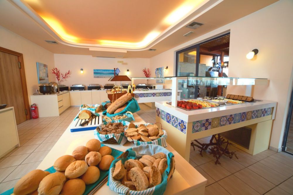 Blue Aegean Hotel & Suites 4*