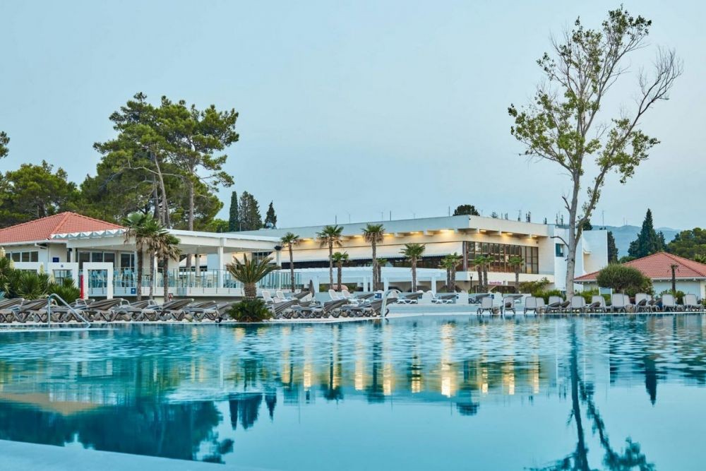 Azul Beach Resort Montenegro (ex. Holiday Village & Long Beach) 4*
