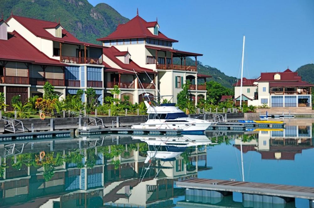 Eden Island Luxury Accommodation 4*