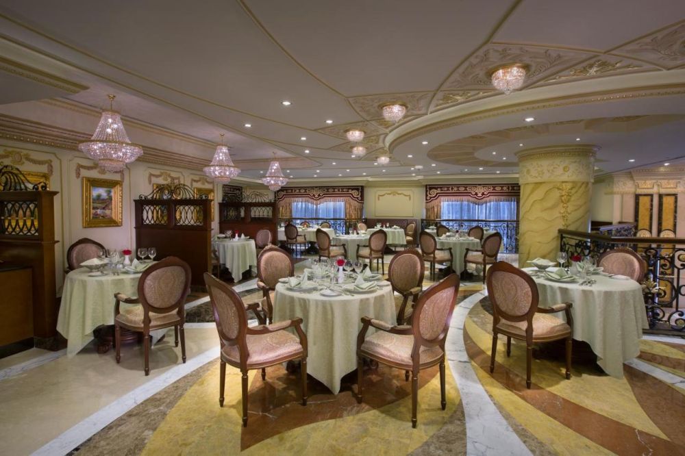 Royal Rose Hotel Abu Dhabi 5*