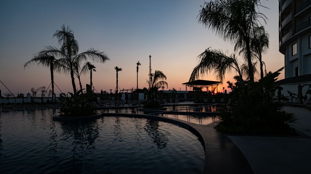 Raxeria Hotel 5*