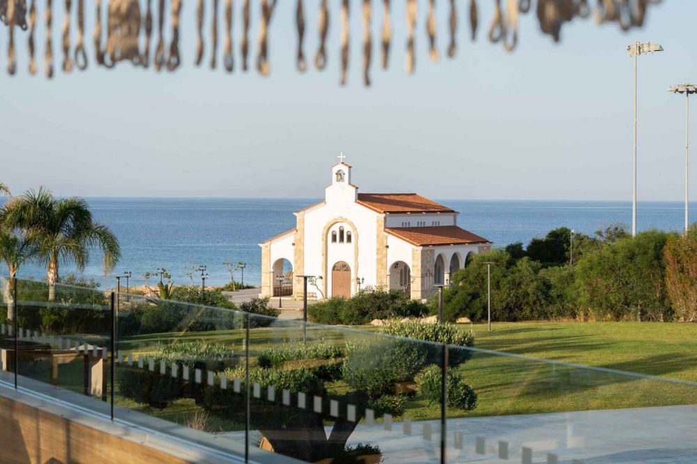 Cavo Zoe Seaside Hotel 4*