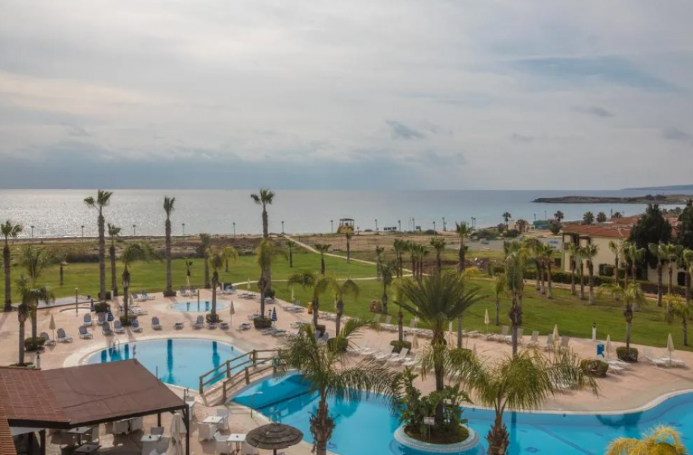 Nelia Sea Breeze 4*