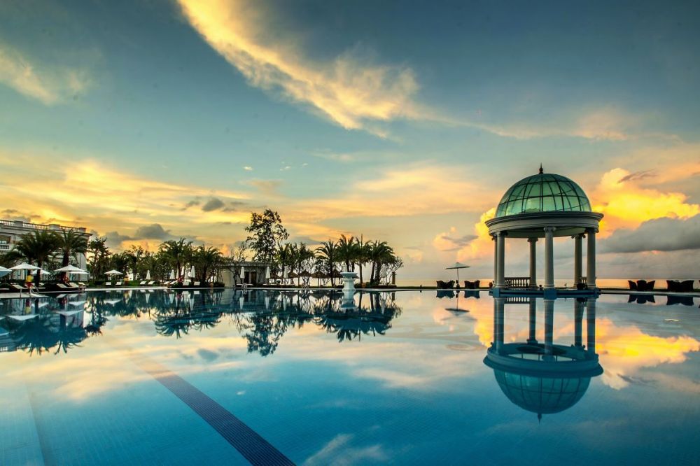 Sheraton Phu Quoc Long Beach Resort 5*