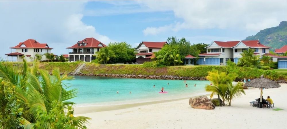 Eden Island Luxury Accommodation 4*