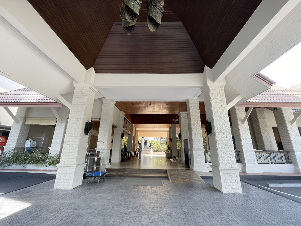 Pinnacle Grand Jomtien 4*