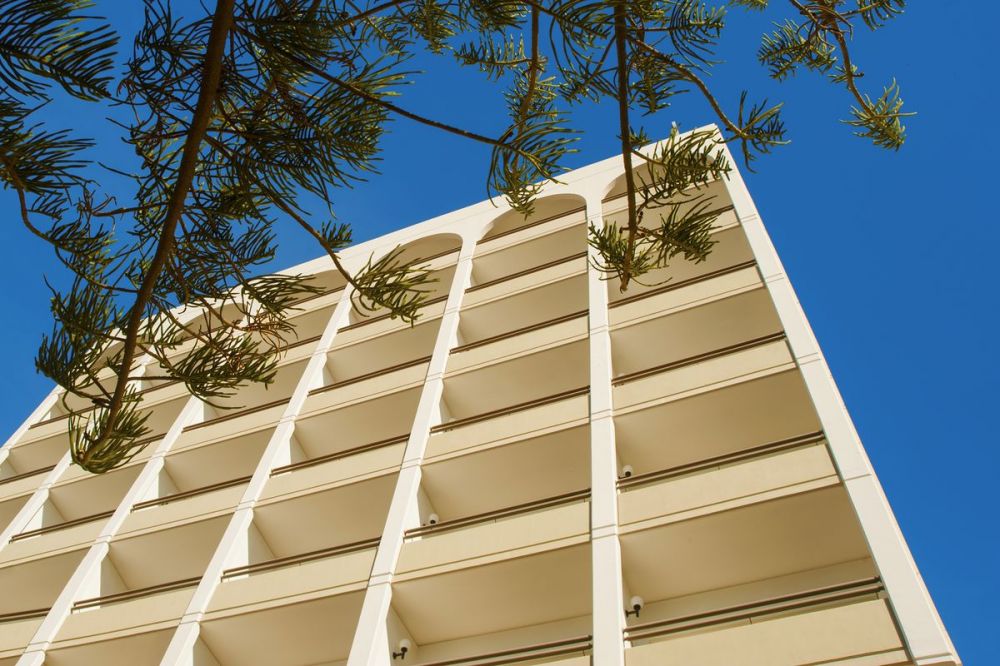 Ajax Hotel 4*
