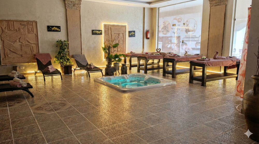 Regency Plaza Aqua Park & Spa Resort 5*