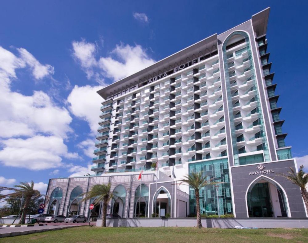 Adya Hotel Kuah Langkawi 4*