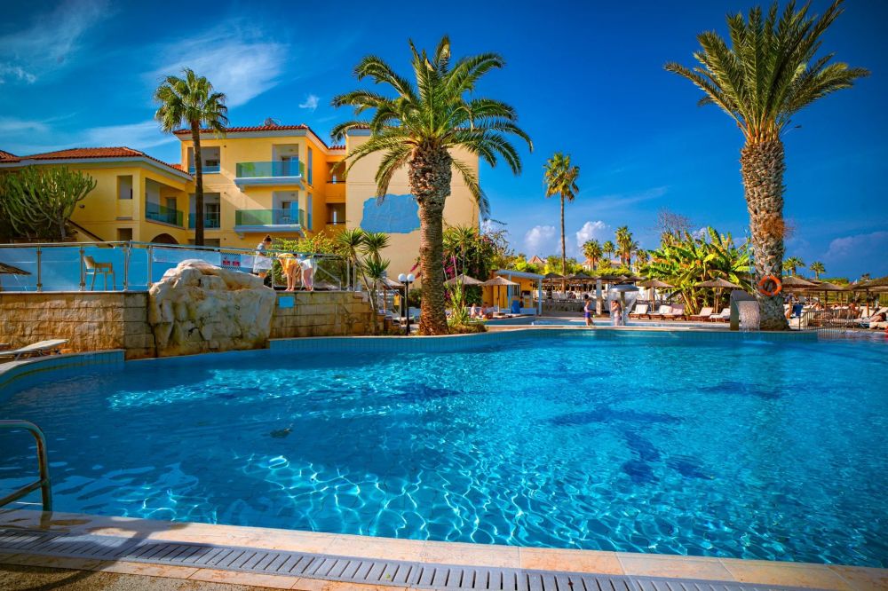 Malama Beach Holiday Village 4*