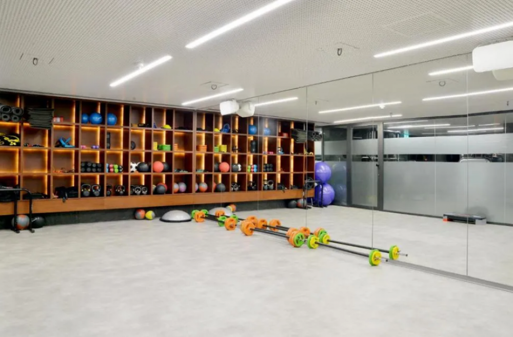Ajax Hotel 4*