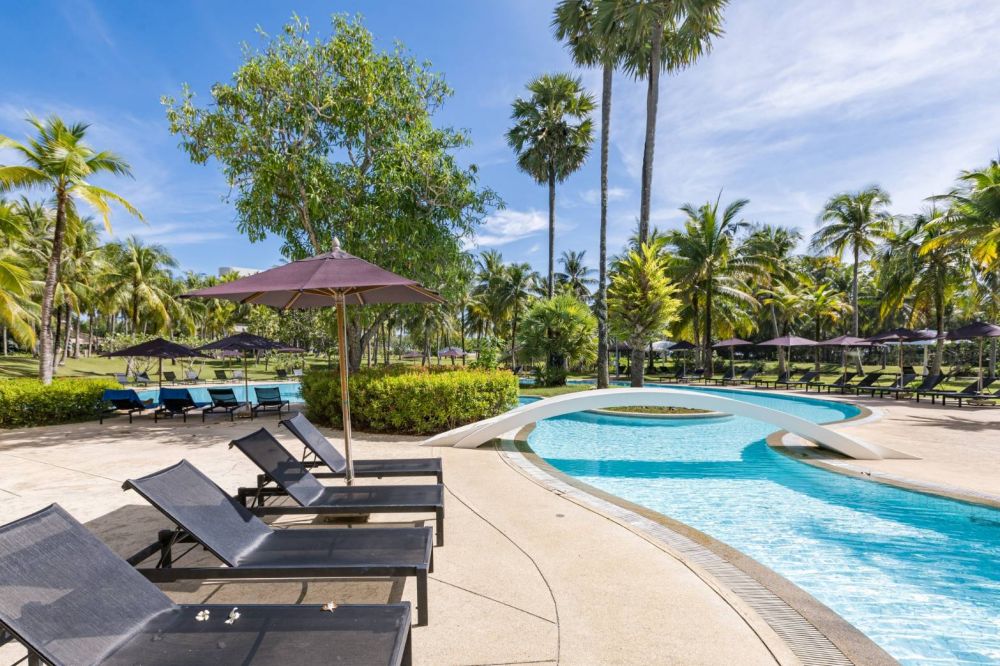 Pullman Phuket Karon Beach Resort (ex. Pullman Phuket Arcadia Karon Beach Resort) 5*