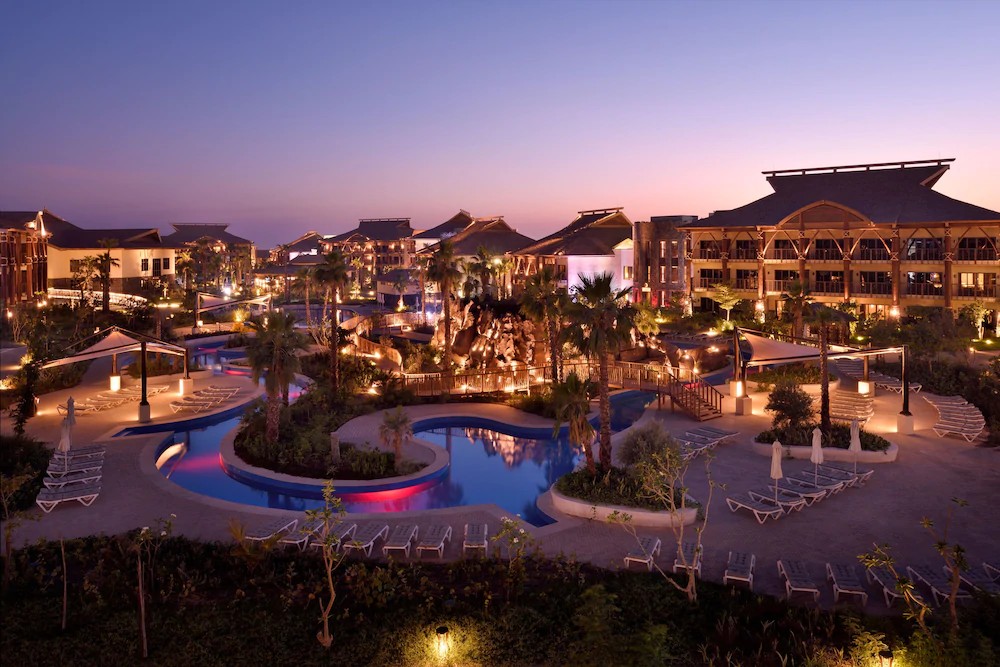 Lapita, Dubai Parks and Resorts 4*