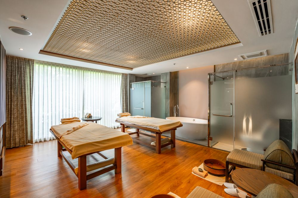 Le Meridien Khao Lak Beach 5*