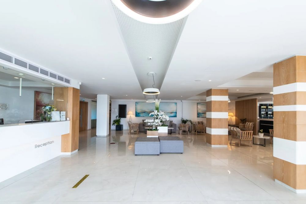Evalena Beach Hotel 4*