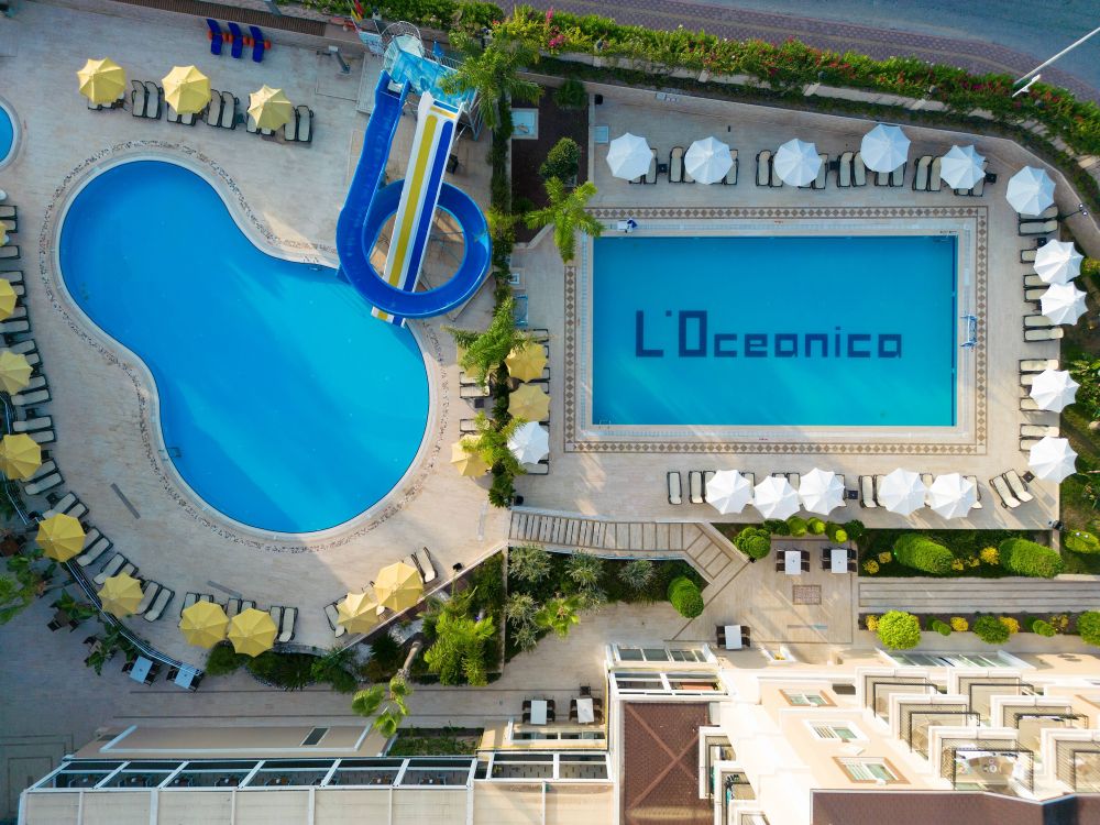 L'oceanica Beach Resort 5*