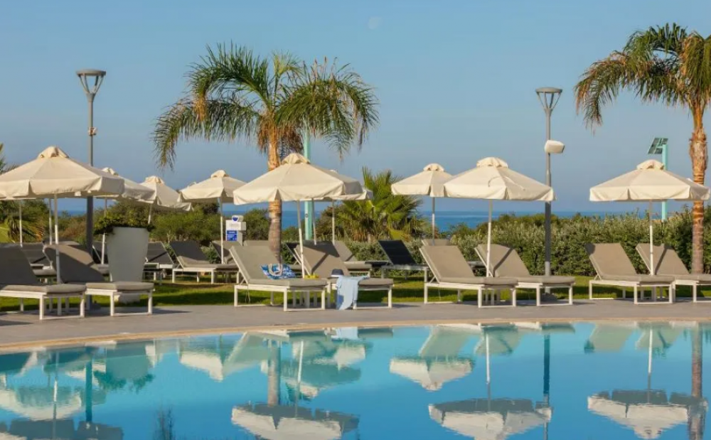 NissiBlu Beach Resort 5*
