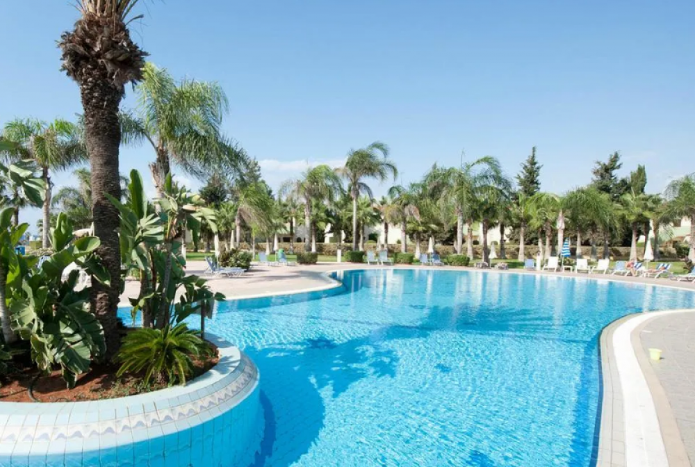 Nelia Sea Breeze 4*
