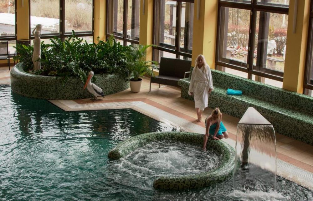 Monty Chateau Spa Resort 4*