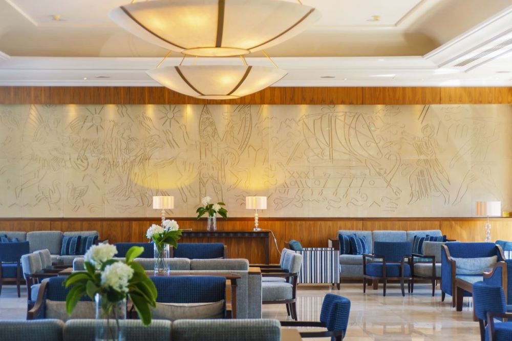Ajax Hotel 4*