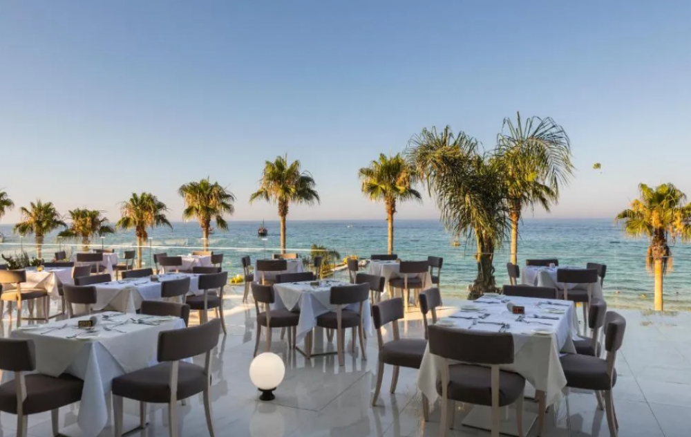 Constantinos the Great Beach Hotel 5*