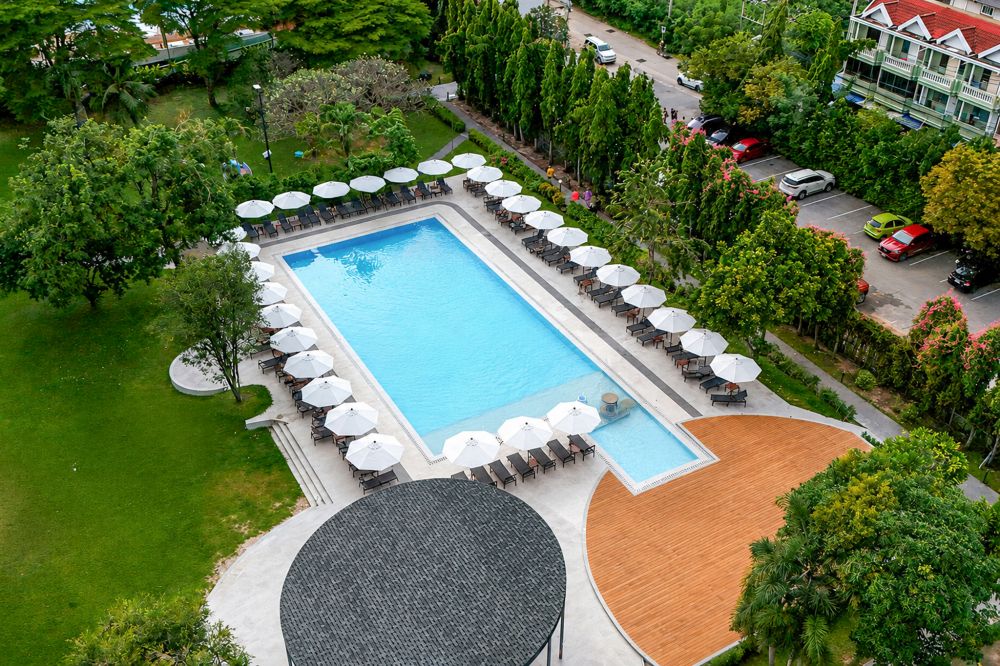 Pinnacle Grand Jomtien 4*