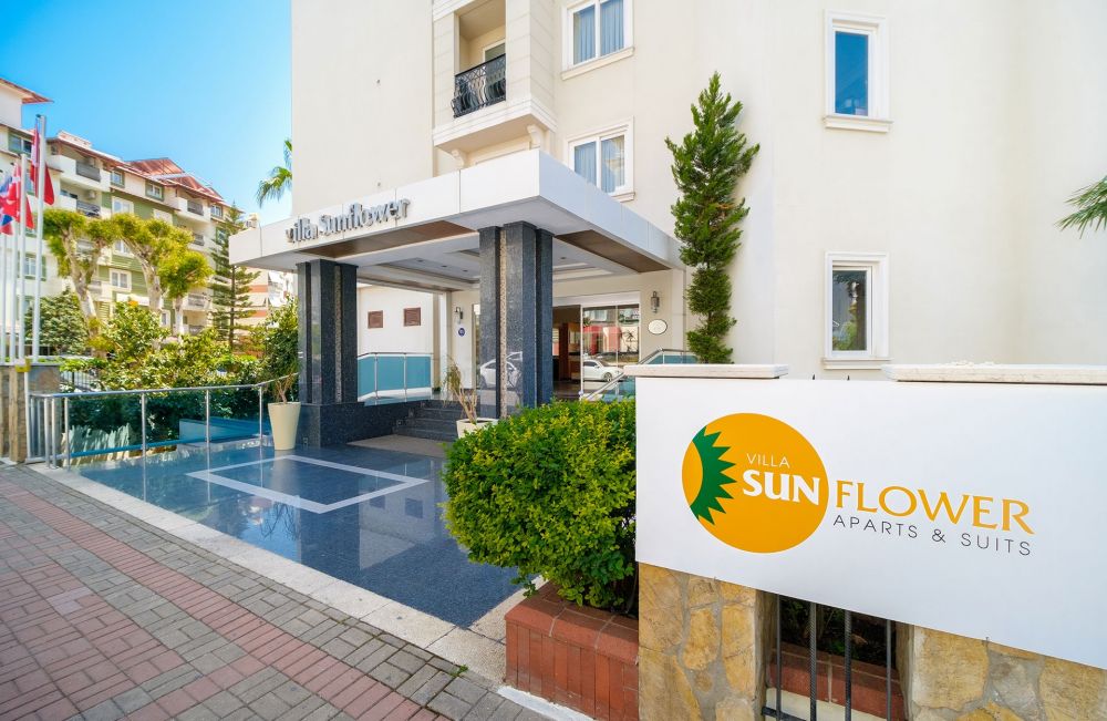 Villa Sun Flower Aparts & Suites 4*
