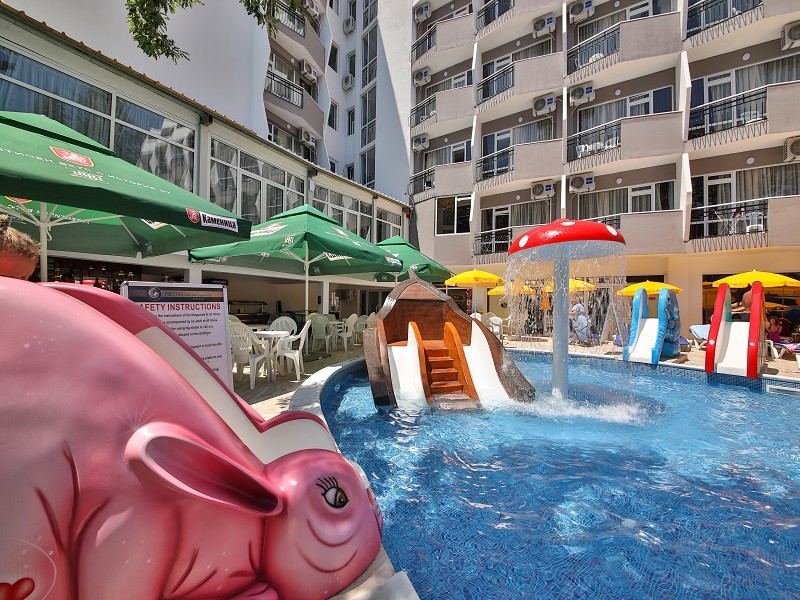 Prestige Deluxe Hotel Aquapark Club 4*