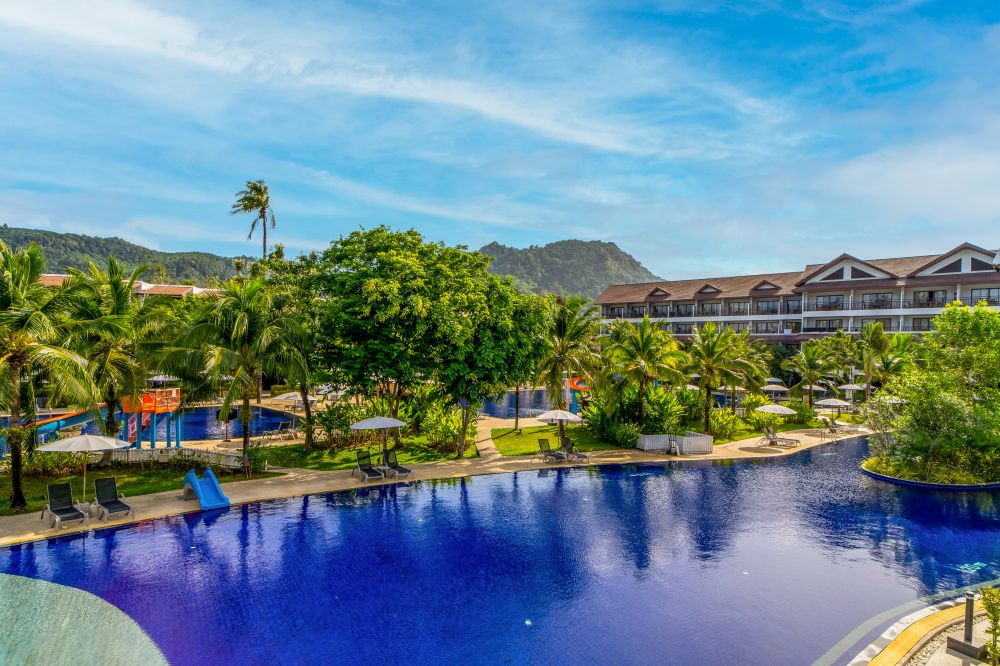 Sunwing Kamala Beach 4*