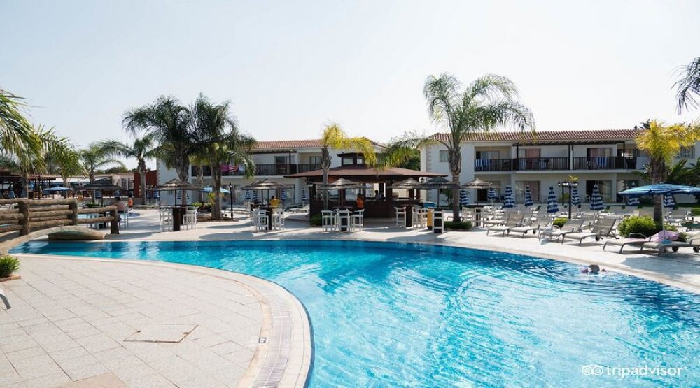 Tsokkos Paradise Village 4*
