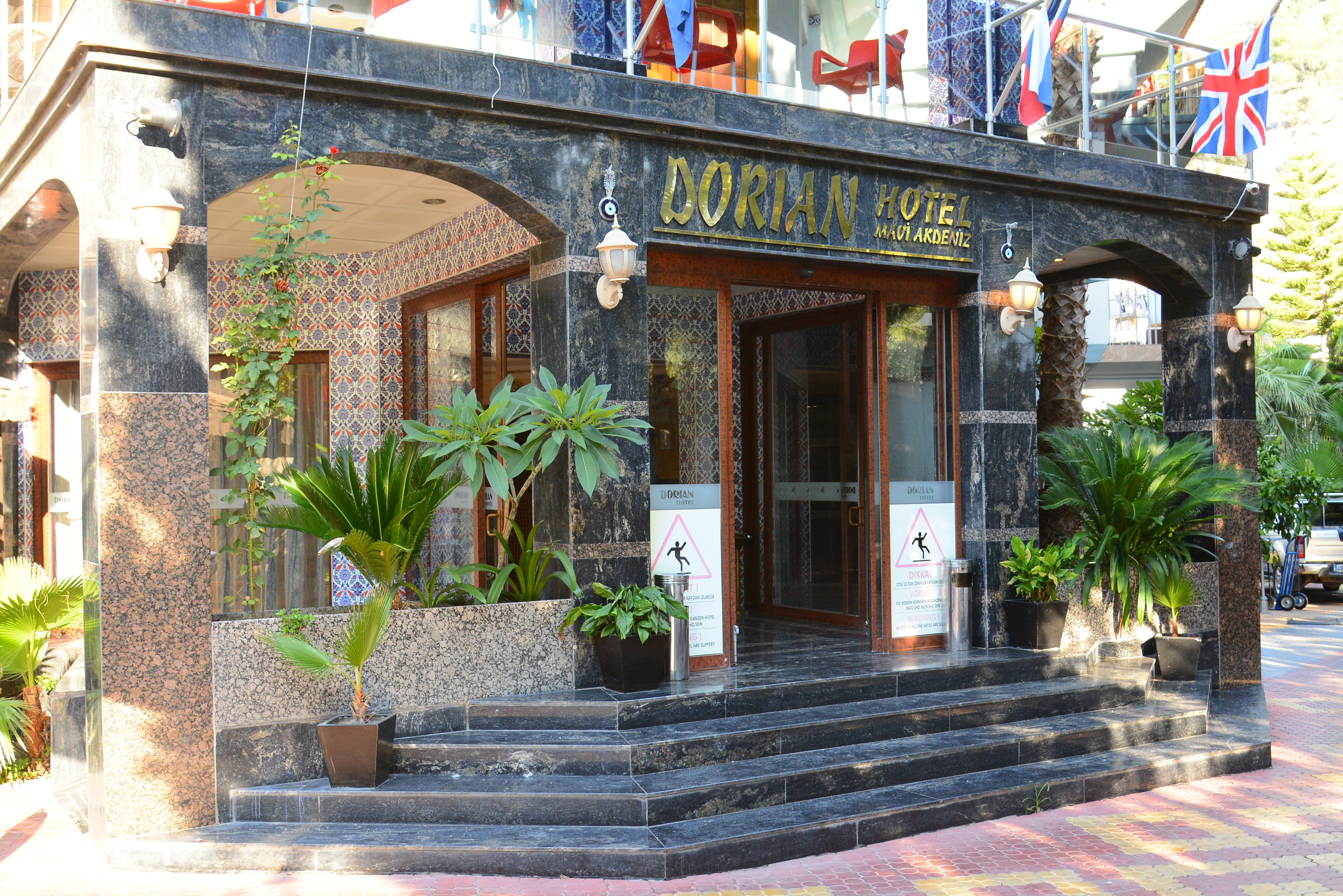 Dorian Hotel 4*