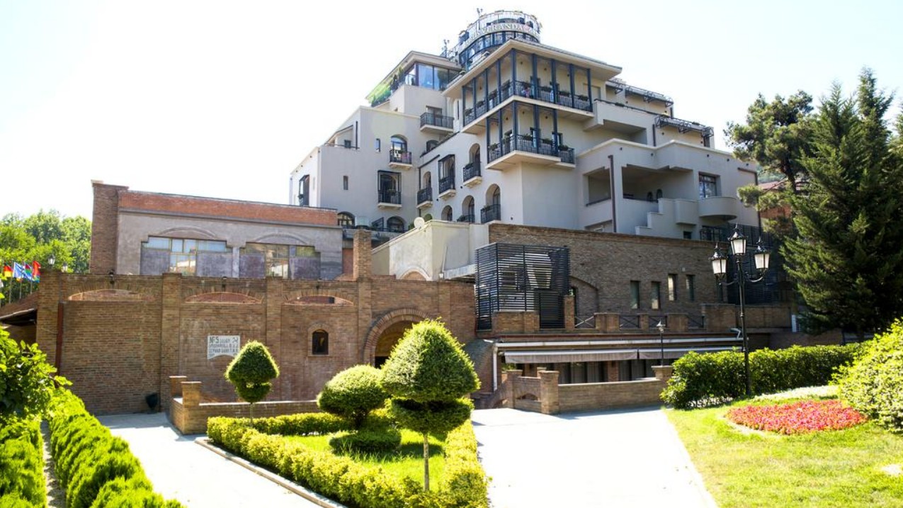 Tiflis Palace 4*