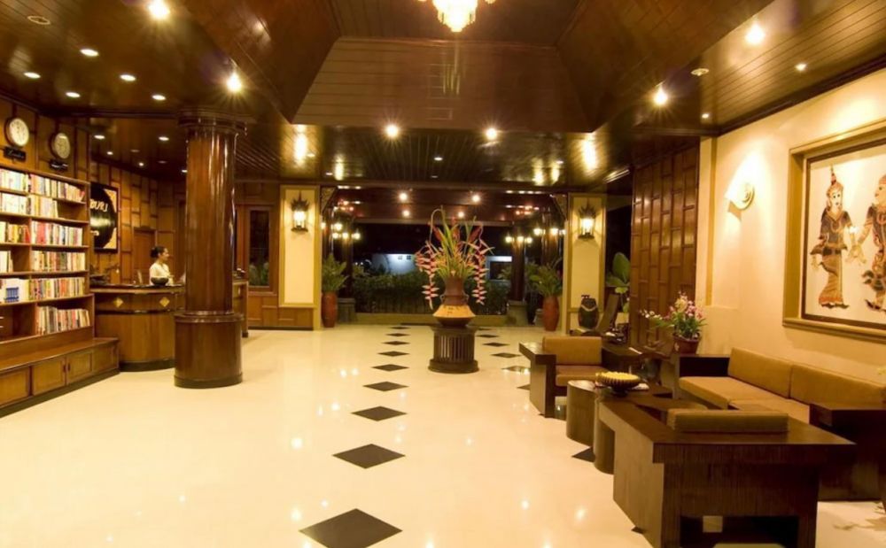 Kanok Buri Resort 4*