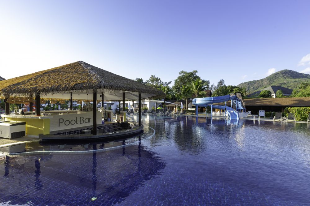 Sunwing Kamala Beach 4*