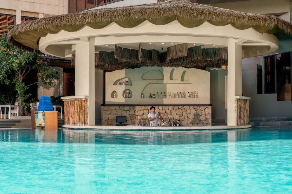 Holiday Beach Hotel Danang 4*