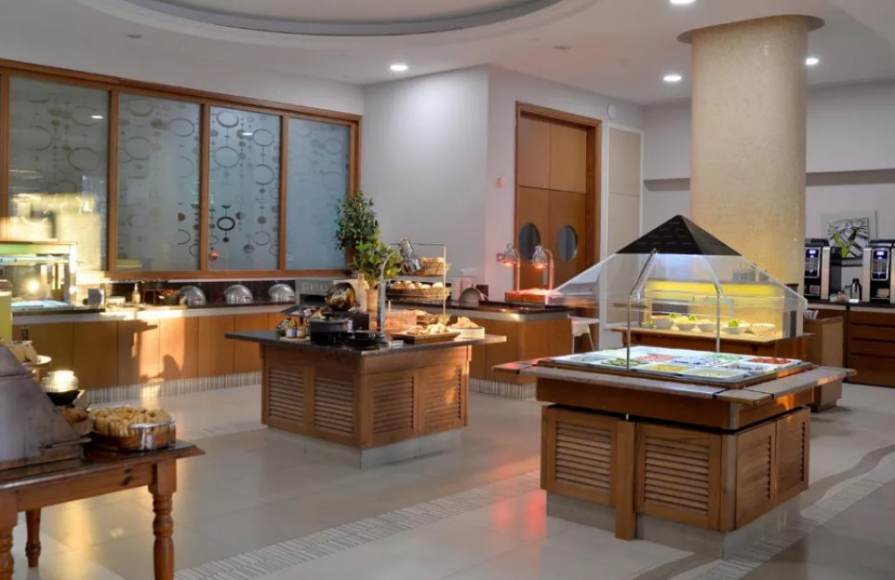 Ajax Hotel 4*