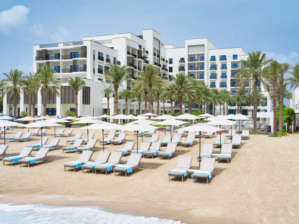 Palace Beach Resort Fujairah 5*