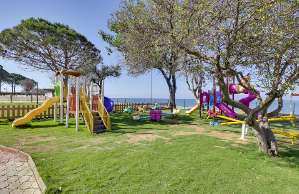 Royal Beach Club Hotel 4*