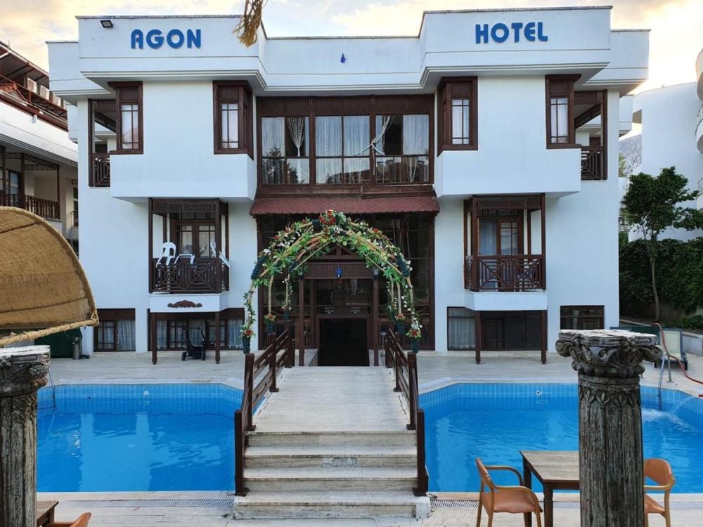 Agon Hotel 3*
