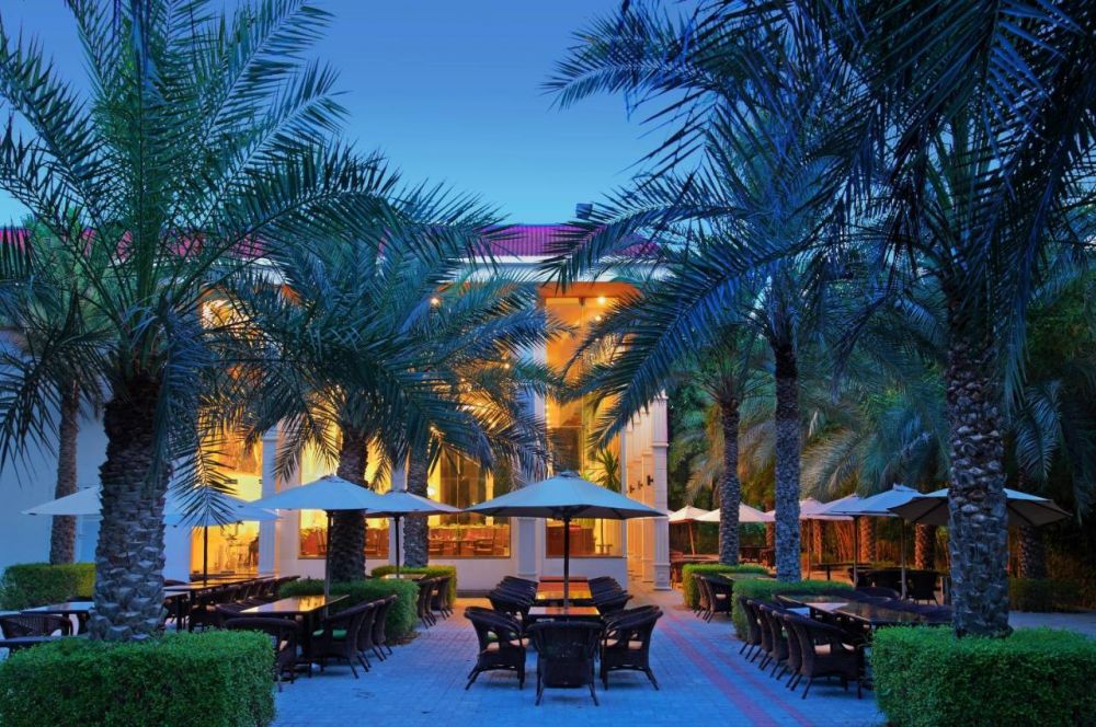 Al Nahda Resort & Spa 5*