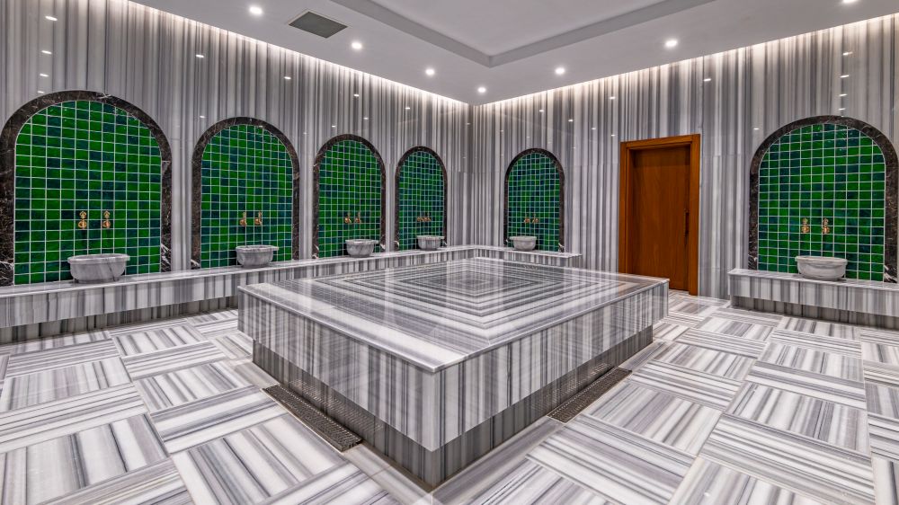 Raxeria Hotel 5*