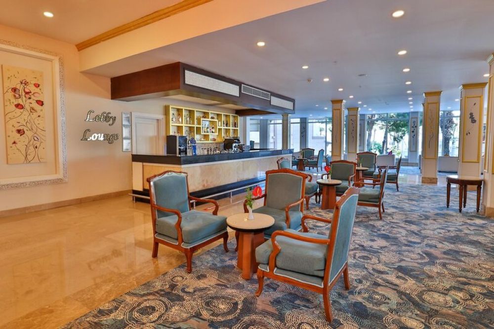 Crystal Tat Beach Golf Resort & Spa 5*