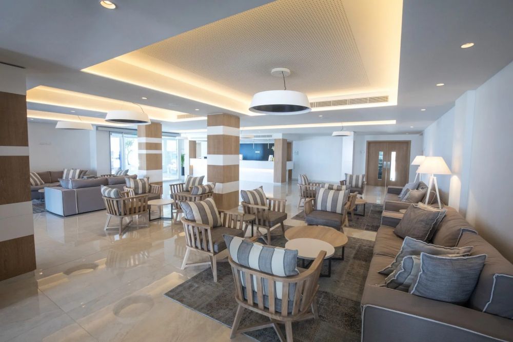 Evalena Beach Hotel 4*