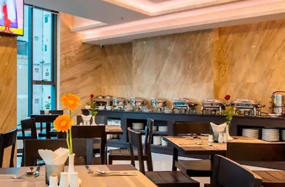 Meriton Nha Trang Hotel 4*