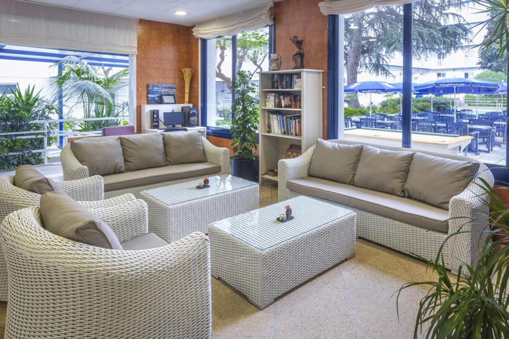 GHT Balmes Apartments & Splash (Calella) 3*