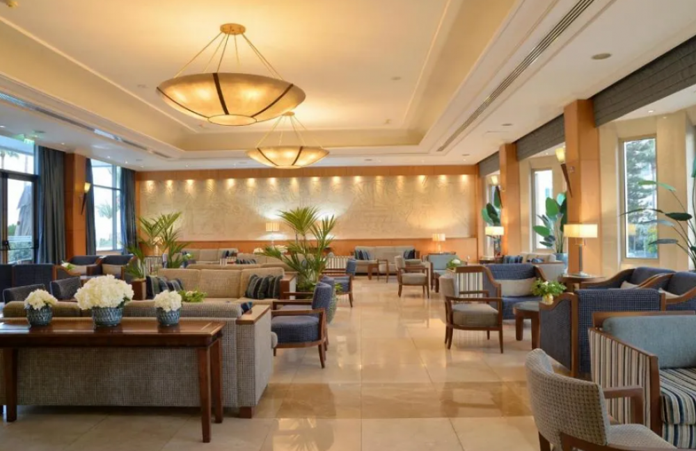Ajax Hotel 4*